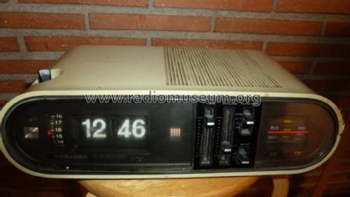 FM-AM Solid State Digital Clock Radio RC-803 F; Toshiba Corporation; (ID = 2364528) Radio