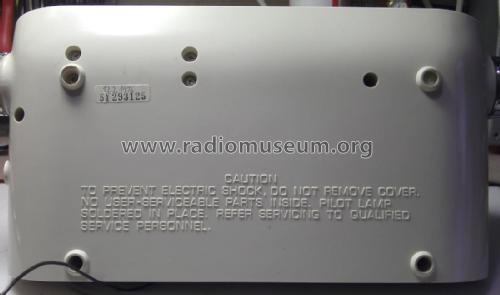 FM-AM Solid State Digital Clock Radio RC-803 F; Toshiba Corporation; (ID = 2412359) Radio