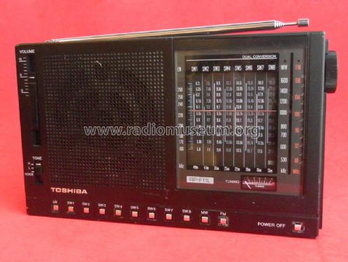 RP-F11L; Toshiba Corporation; (ID = 1938532) Radio