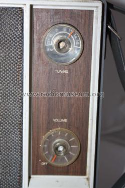 Solid State 7L-882; Toshiba Corporation; (ID = 1977700) Radio