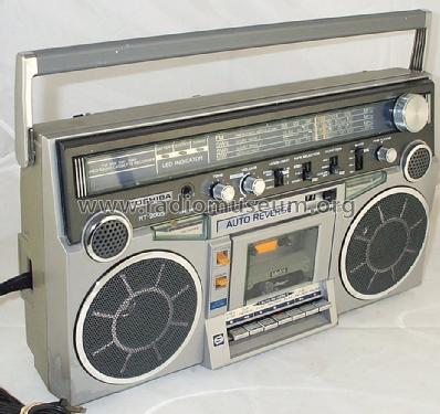 Stereo Radio Cassette Recorder RT-200S; Toshiba Corporation; (ID = 1530785) Radio