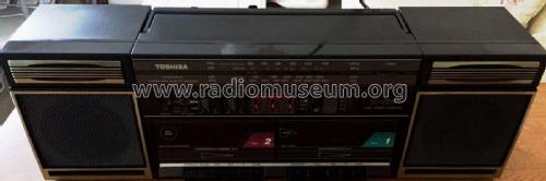 Stereo Radio Cassette Recorder RT-7037; Toshiba Corporation; (ID = 2110172) Radio