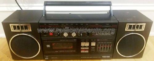 Stereo Radio Cassette Recorder RT-7045; Toshiba Corporation; (ID = 2598292) Radio