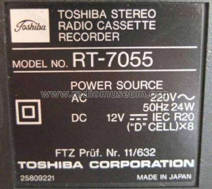 Stereo Radio Cassette Recorder RT-7055; Toshiba Corporation; (ID = 2598298) Radio
