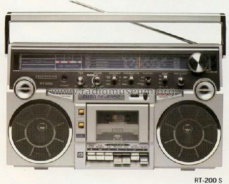 Stereo Radio Cassette Recorder RT-200S; Toshiba Corporation; (ID = 562377) Radio