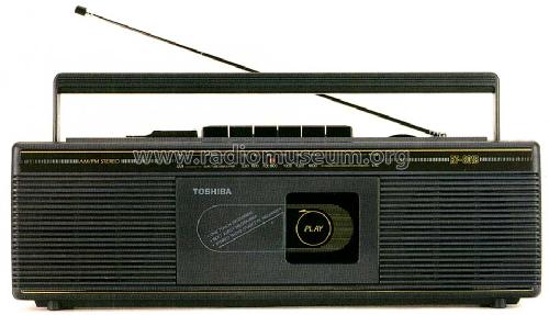 Stereo-Radio-Cassettenrecorder RT-8018; Toshiba Corporation; (ID = 1688191) Radio