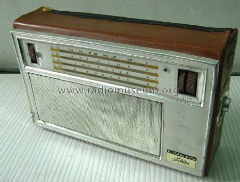 8 Transistor 4 Band 8L-788R; Toshiba Corporation; (ID = 1471396) Radio
