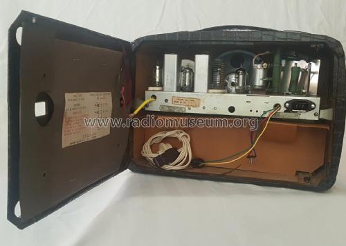 Coronation Twin Deluxe R906; Ultra Electric Ltd.; (ID = 2598131) Radio