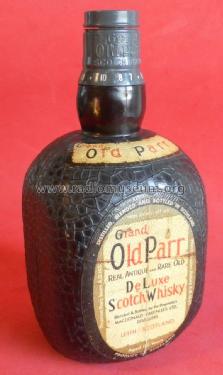Grand Old Parr Scotch Whisky Japan 305; Unknown - CUSTOM (ID = 2359515) Radio