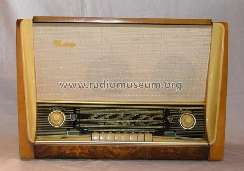 Latvija RN59; VEF Radio Works (ID = 105736) Radio