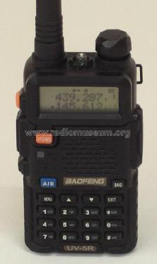 VHF/UHF Handheld Transceiver Baofeng UV-5R; Fujian Baofeng (ID = 1742503) Amat TRX