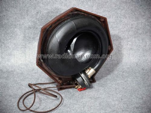 Elmi-Regent ; Weißenberg, M.; Wien (ID = 2824107) Speaker-P