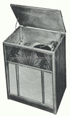 37 A10-562 ; Wells-Gardner & Co.; (ID = 1737331) Radio