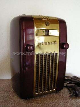 'Little Jewel' 'Refrigerator' H127 ; maroon; Westinghouse El. & (ID = 1035728) Radio