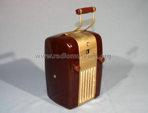 'Little Jewel' 'Refrigerator' H127 ; maroon; Westinghouse El. & (ID = 1663618) Radio