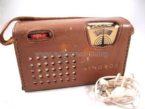 Windsor Transistor Six 6T-220; Windsor Industries, (ID = 1466194) Radio