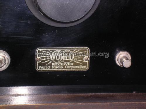 D5; World Radio Corp.; (ID = 989577) Radio