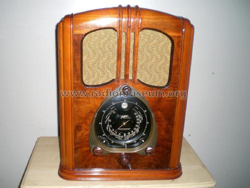 12-S-232 'Waltons' Ch=1204; Zenith Radio Corp.; (ID = 2778714) Radio