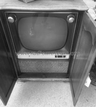 B2335E Ch= 19B20; Zenith Radio Corp.; (ID = 2471670) Television