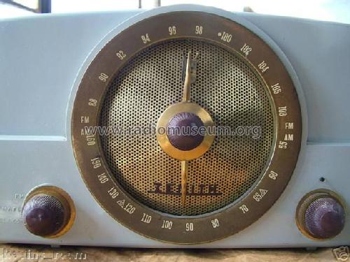 T825G Ch= 8T01; Zenith Radio Corp.; (ID = 253716) Radio