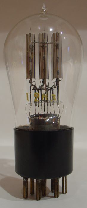 REZ 139, Tube REZ139; Röhre REZ 139 ID37970, Triple Triode ...