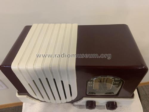 19 ; Addison Industries, (ID = 3182293) Radio