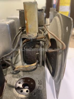 A2B Ch= R5A1; Addison Industries, (ID = 3177187) Radio