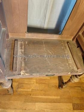 Cabinet with Westinghouse WR-10 ; Adler-Royal, Adler (ID = 3175167) Cabinet