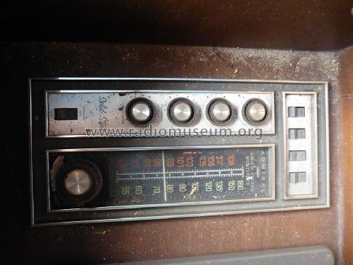 YG8061 Ch= 22C5; Admiral brand (ID = 1619655) Radio