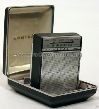 YK318GP ; Admiral brand (ID = 289223) Radio