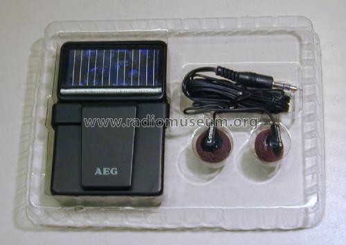 Solarzellen-Radio AS-338; AEG Radios Allg. (ID = 2696388) Radio