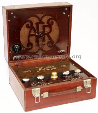 The 'Blenheim' Suitcase V ; AER brand, Aeonic (ID = 261655) Radio
