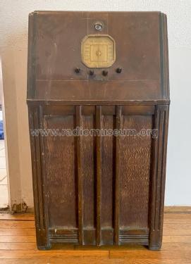 Unknown Console ; Air King Products Co (ID = 2660176) Radio