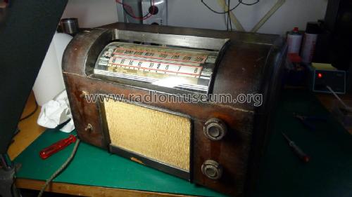 Vozbar ; Radiomanufacturas (ID = 2182436) Radio