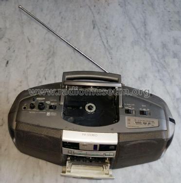 Compact Disc Stereo Radio Cassette Recorder CSD-ES225EZ; Aiwa Co. Ltd.; Tokyo (ID = 2569687) Radio