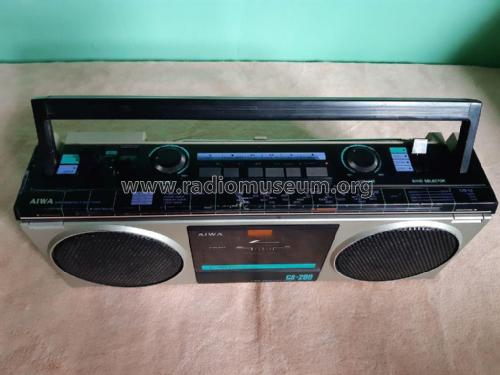 4 Band Stereo Radio Cassette Recorder CS-200Z; Aiwa Co. Ltd.; Tokyo (ID = 2490610) Radio