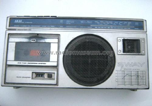 3 Band Radio Cassette Recorder AJ-365FS; Akai Electric Co., (ID = 1638015) Radio