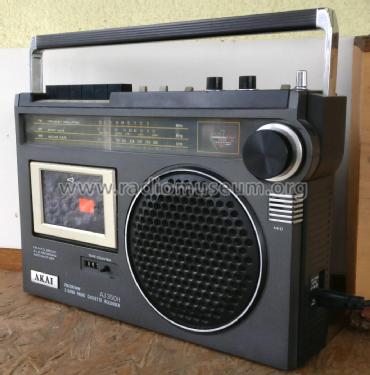3 Band Radio Cassette Recorder AJ-350 H; Akai Electric Co., (ID = 2183611) Radio