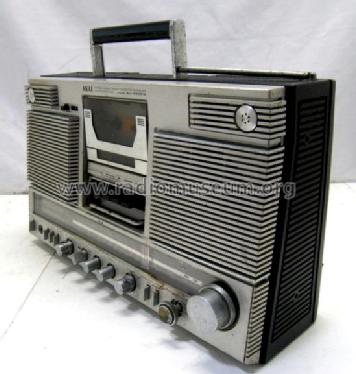 4 Band Radio Cassette Recorder AJ-490FS; Akai Electric Co., (ID = 1360728) Radio