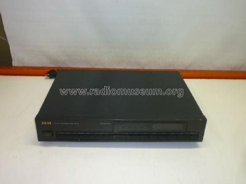 Quartz Synthesizer Tuner AT-52; Akai Electric Co., (ID = 1184738) Radio