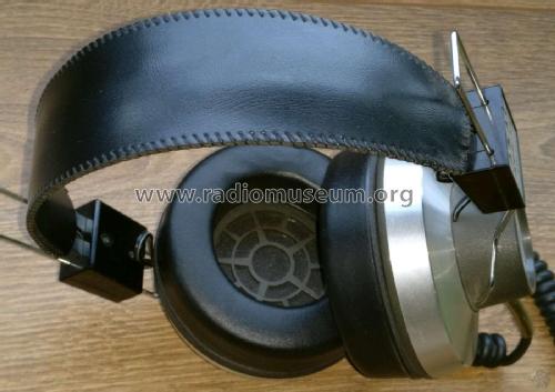 Stereo Headphone ASE-11; Akai Electric Co., (ID = 2206330) Speaker-P
