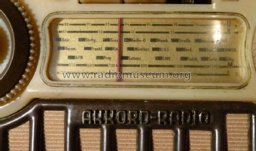 Pinguin U56; Akkord-Radio + (ID = 1613322) Radio