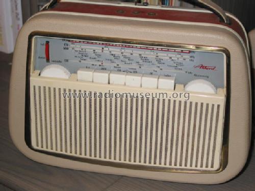 Pinguin U59; Akkord-Radio + (ID = 152949) Radio