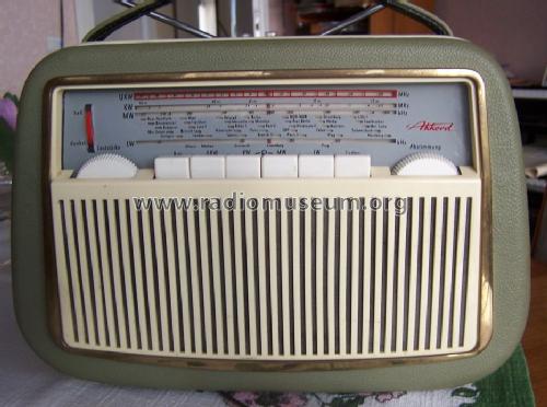 Pinguin U59; Akkord-Radio + (ID = 229085) Radio