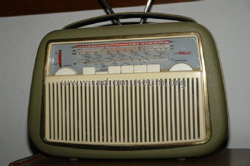 Pinguin U59d; Akkord-Radio + (ID = 285403) Radio