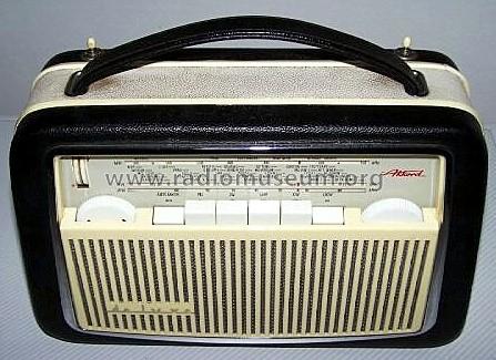 Pinguin U62 de Luxe; Akkord-Radio + (ID = 295828) Radio