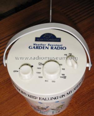 AM/FM Weather Resistand Garden Radio ; Alan Titchmarsh (ID = 1094708) Radio