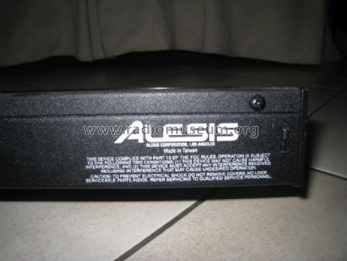 Dual channel parallel processor w/auto level sensi Midi Verb 4; Alesis; Rhode Island (ID = 1662924) Diversos