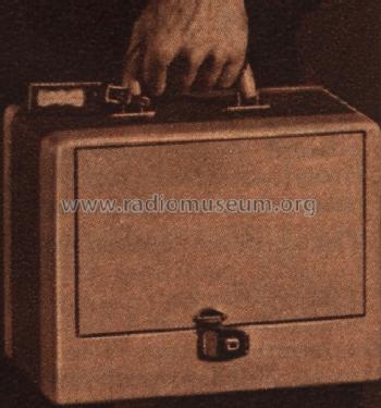 Knight D-162 3-Way Portable; Allied Radio Corp. (ID = 673465) Radio
