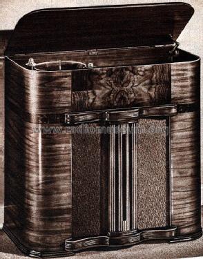 Knight D-197 FM-AM Phono-Radio; Allied Radio Corp. (ID = 670122) Radio